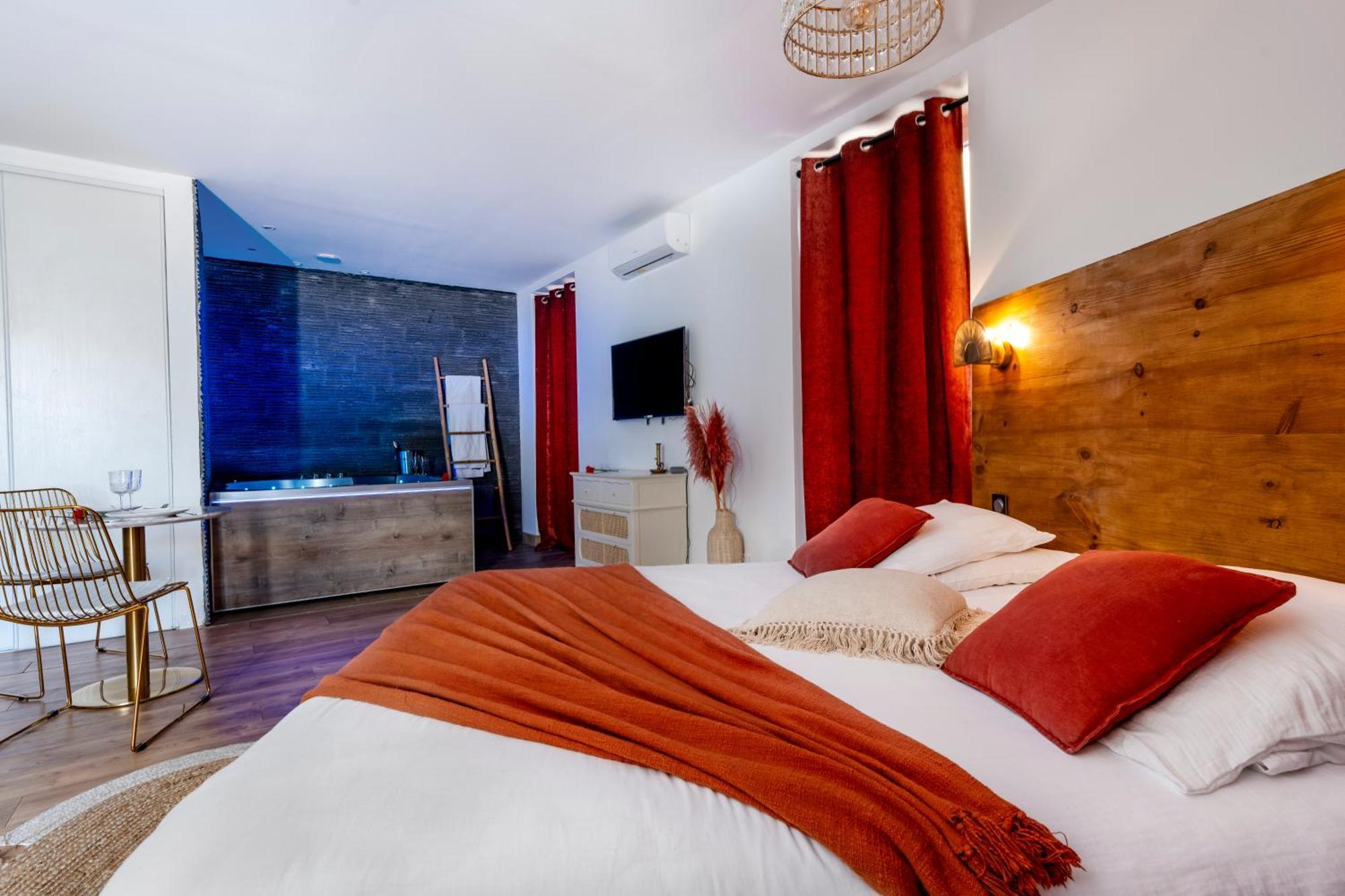 Loft Romantique - Spa Privatif - Spa Noctambulles Hyères Eksteriør billede