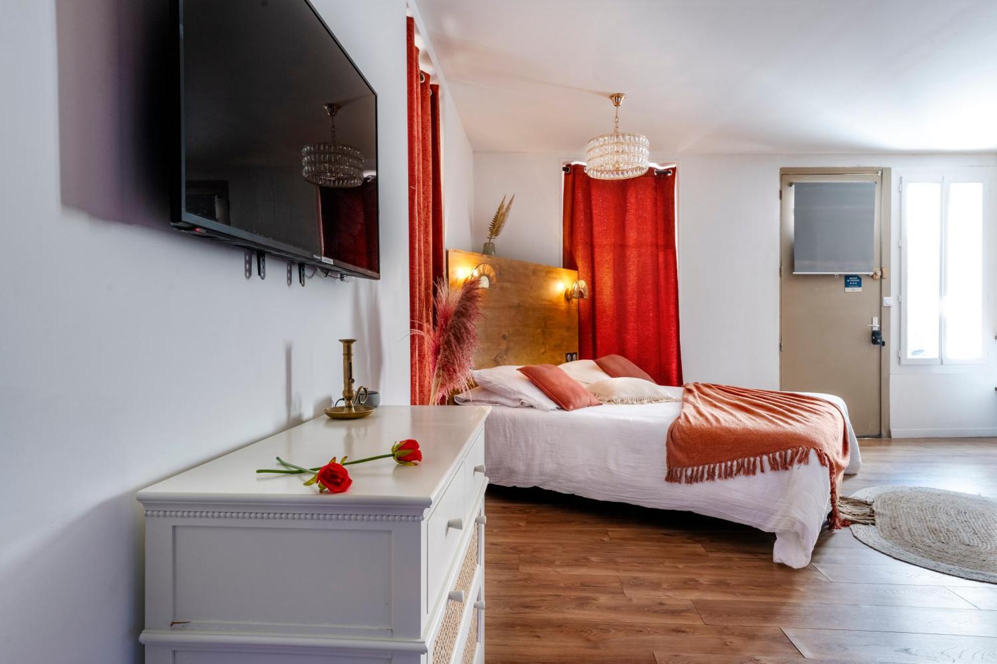 Loft Romantique - Spa Privatif - Spa Noctambulles Hyères Eksteriør billede