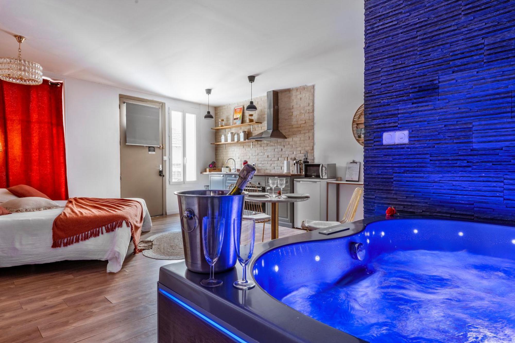 Loft Romantique - Spa Privatif - Spa Noctambulles Hyères Eksteriør billede
